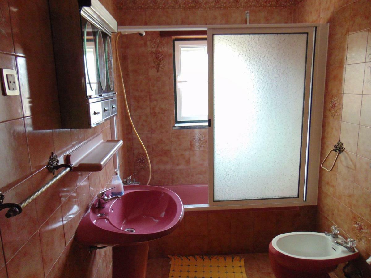 Ferienwohnung Vivenda Barroso Nazaré Exterior foto
